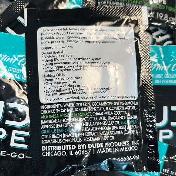 14 Individual Packs Hey Dude Disposable Washcloths Mens Wipes Travel On The Go - Picture 3 of 3